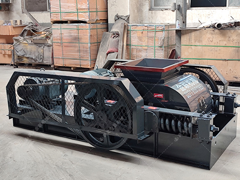 2pgc450*500雙齒輥破碎機圖片展示